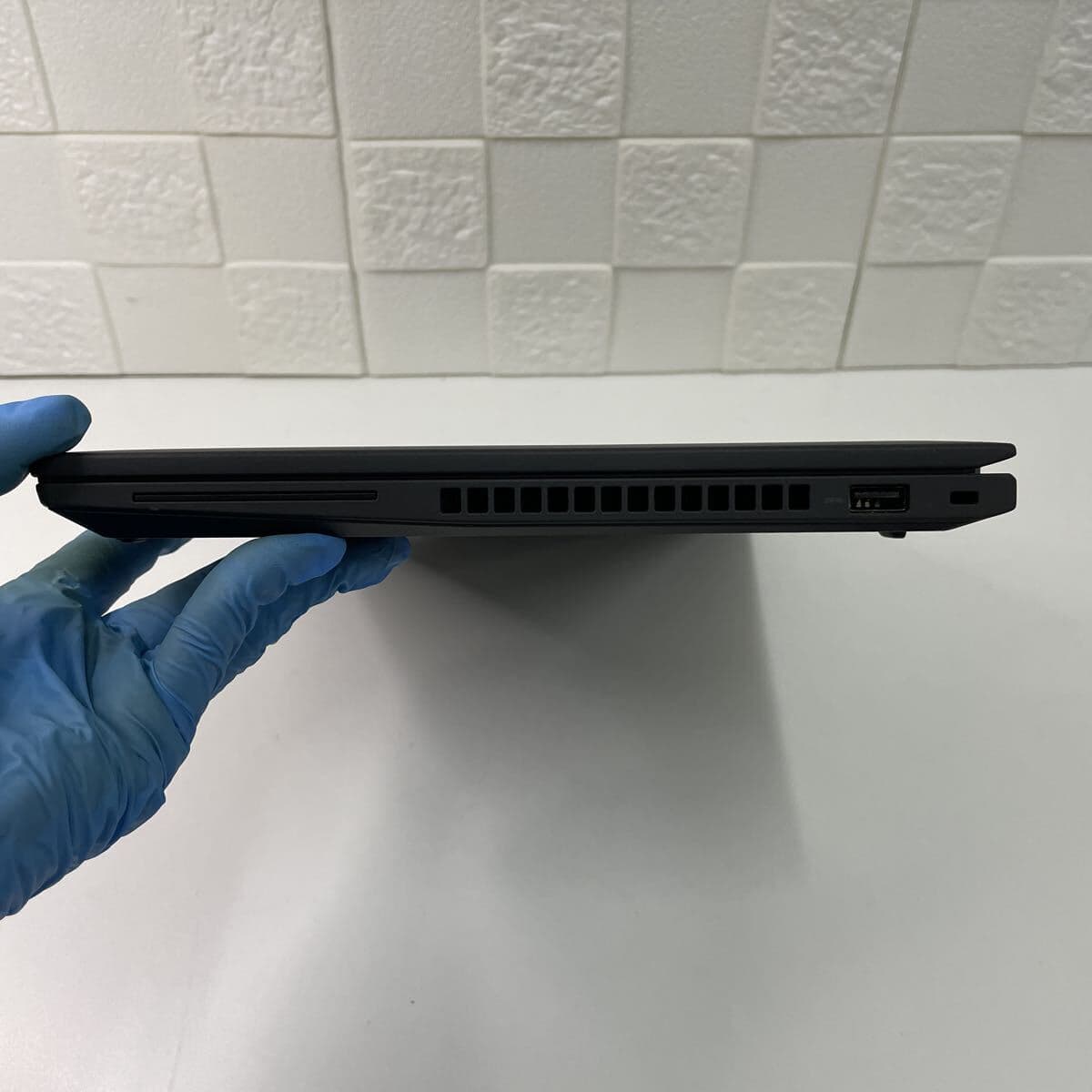 Lenovo ThinkPad P14s Gen 3 thumbnail 5