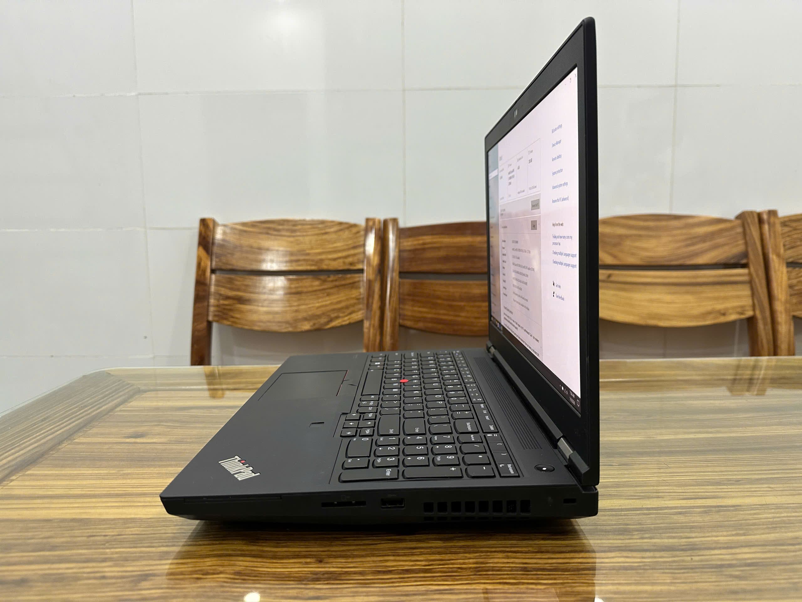 Lenovo Thinkpad P15 Gen 1 (2020) thumbnail 3
