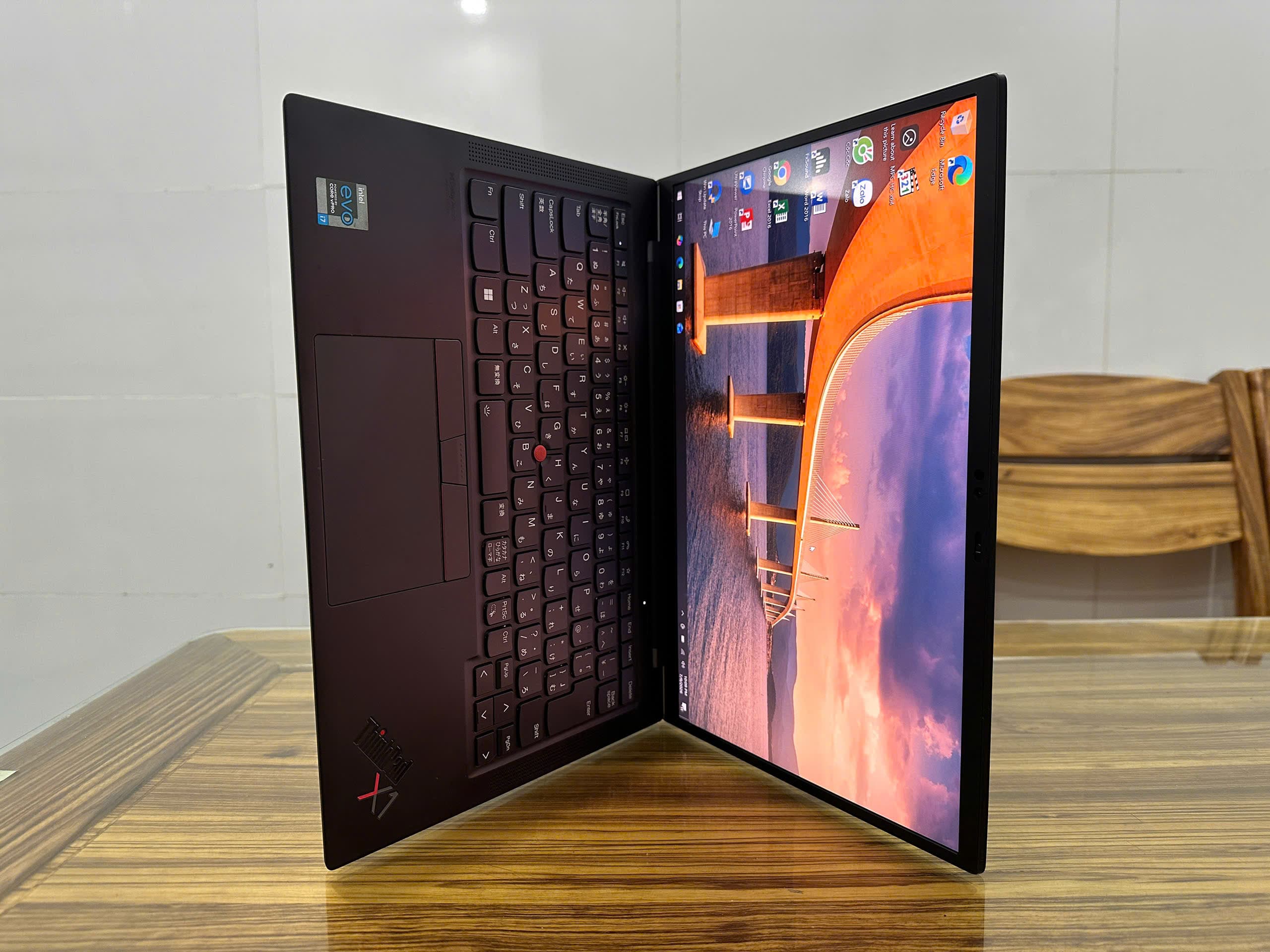 Lenovo ThinkPad X1 Carbon Gen 9 I7-11th thumbnail 5